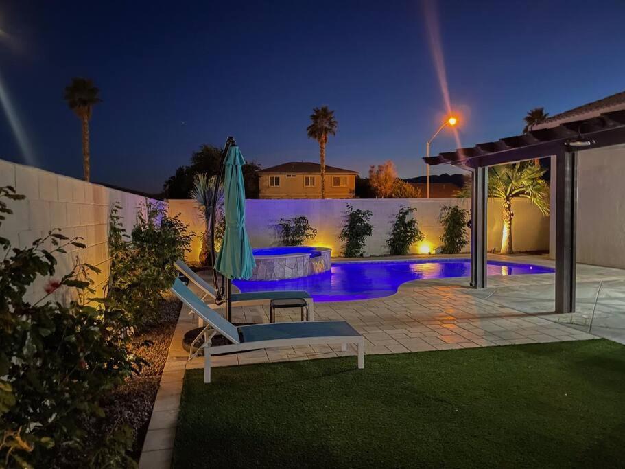 Home In Indio Coachella Exteriör bild